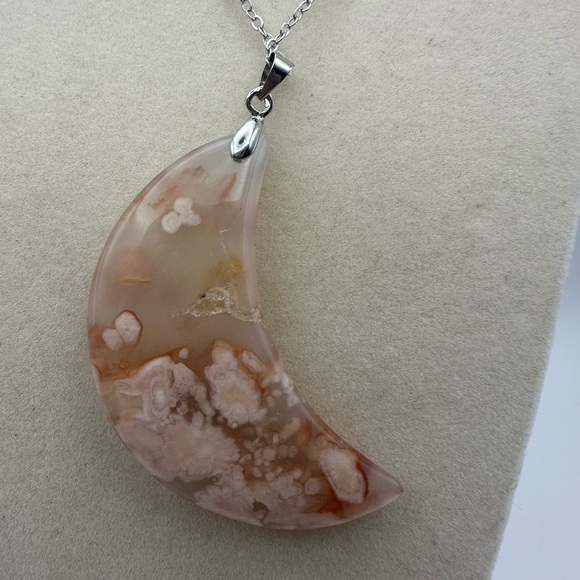 Flower Agate Moon Pendant Necklace - Picture 4 of 6